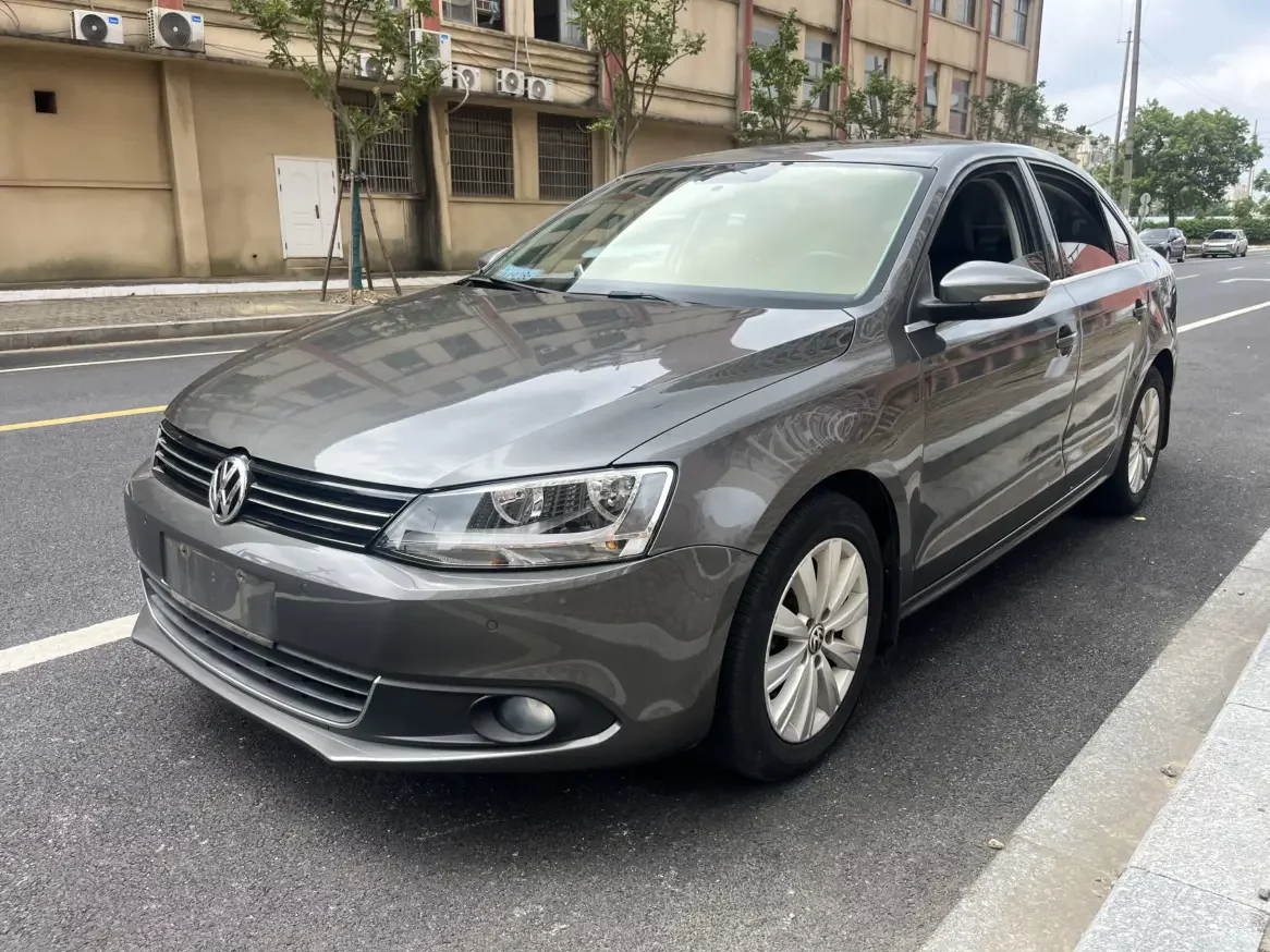 Volkswagen Sagitar