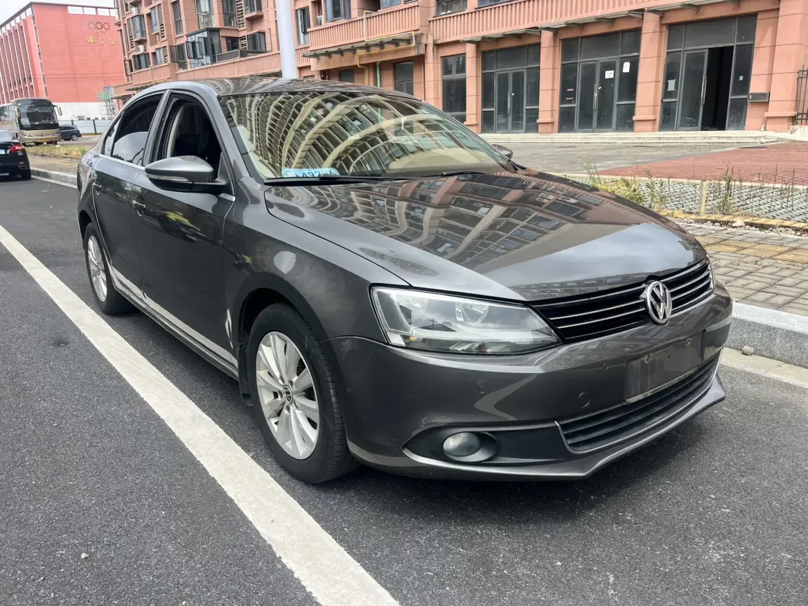 Volkswagen Sagitar