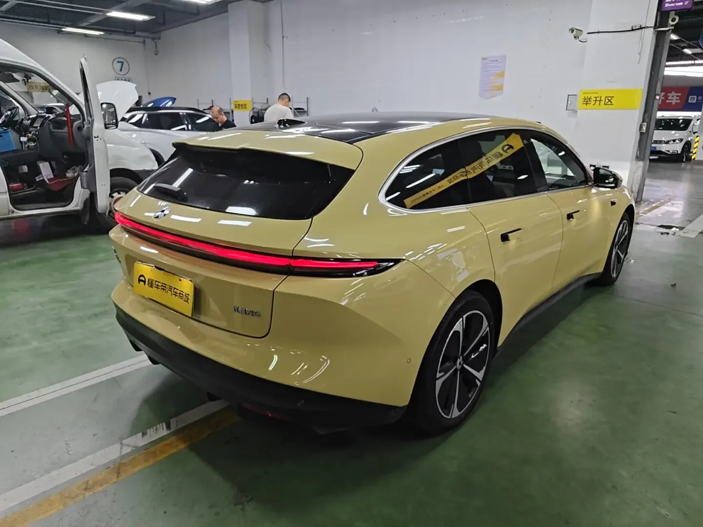 NIO ET5T