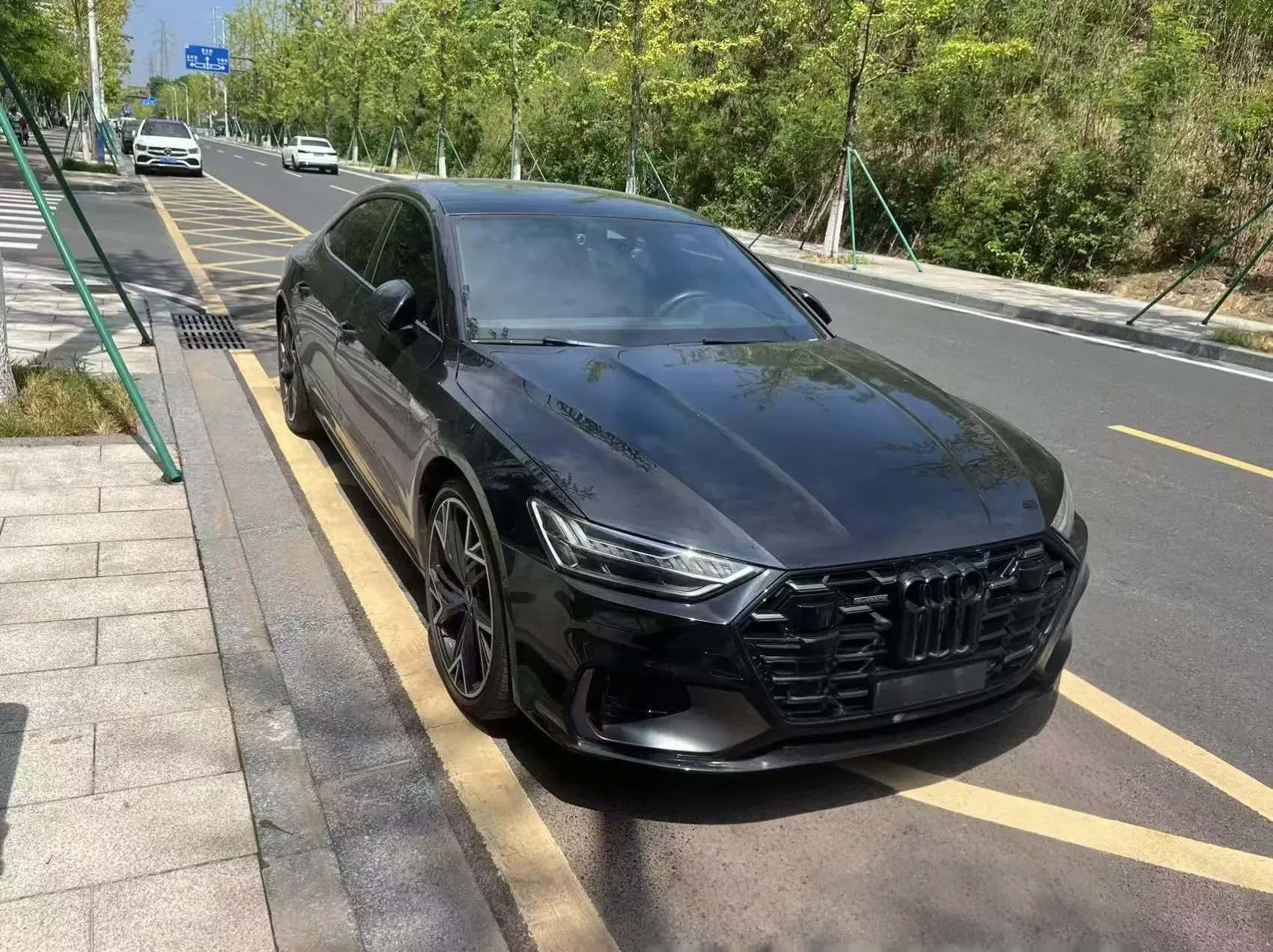 Audi A7L