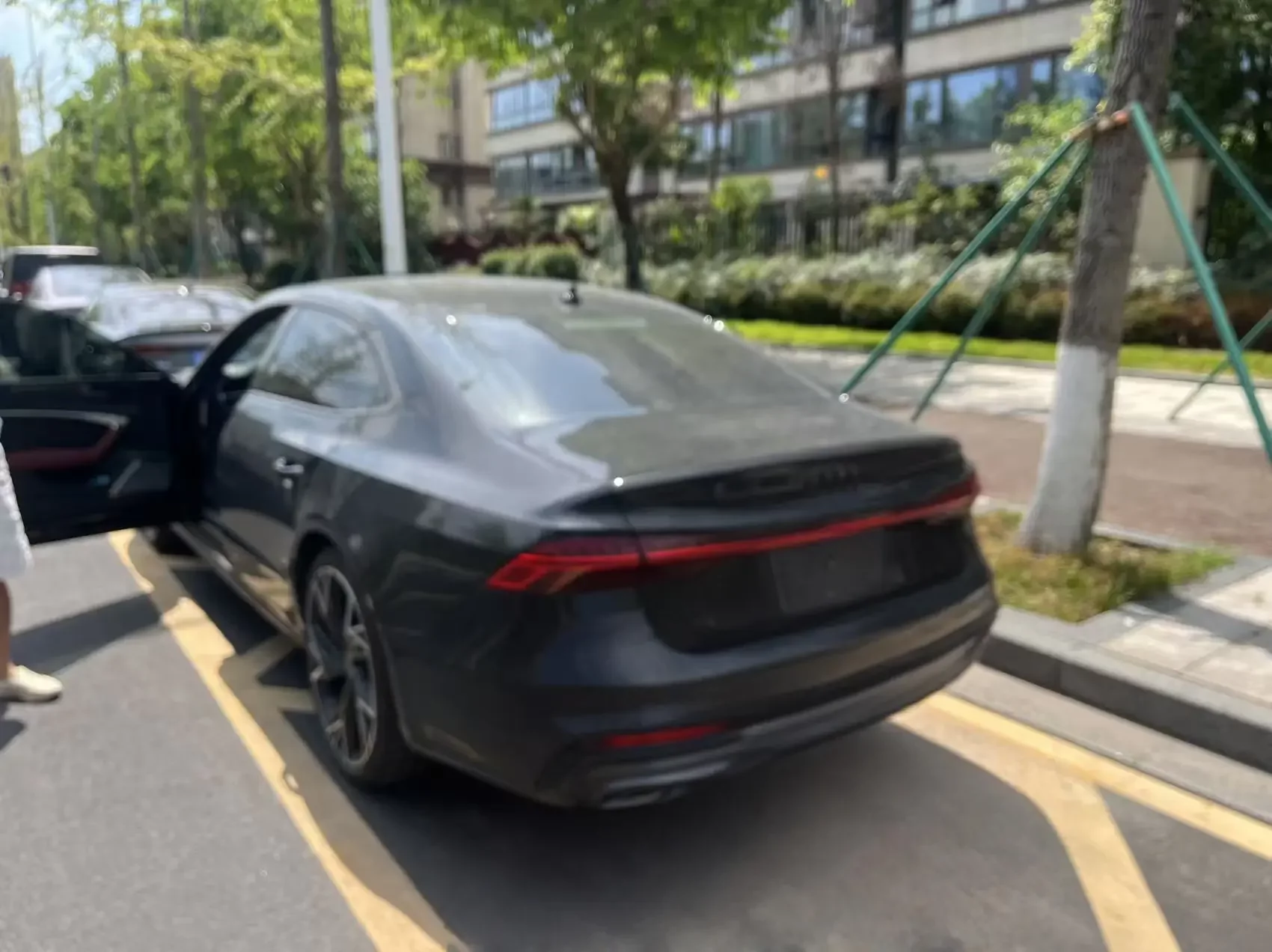 Audi A7L