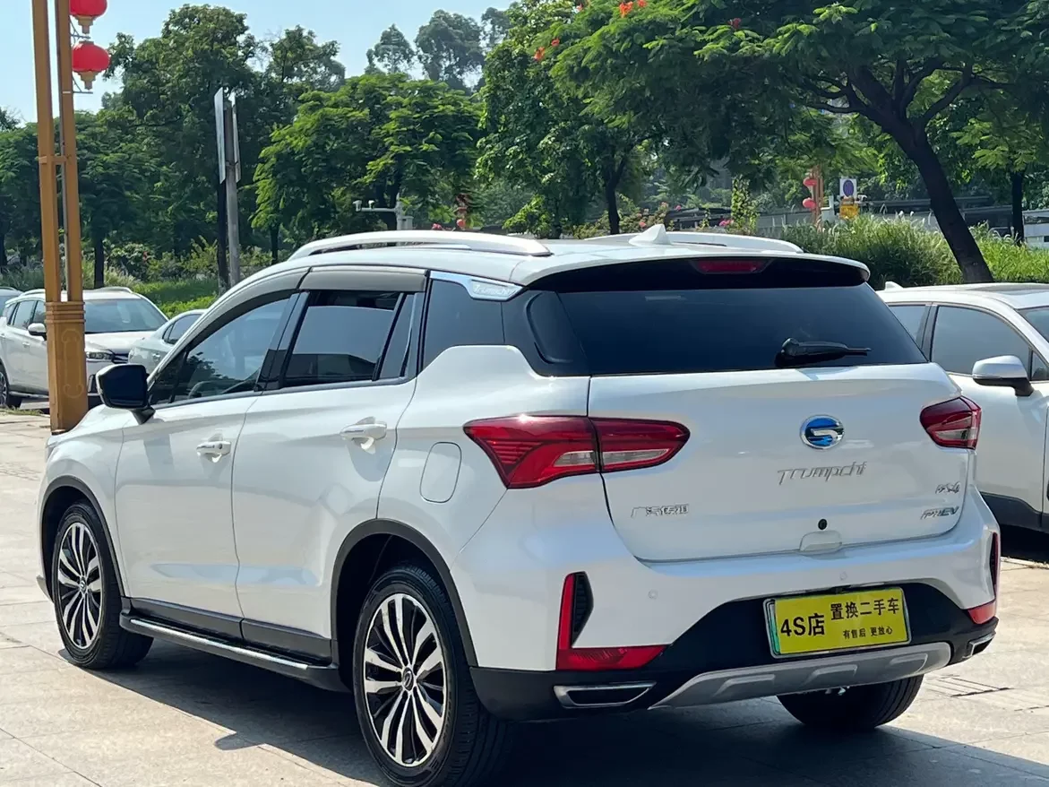 GAC Trumpchi GS4 PHEV