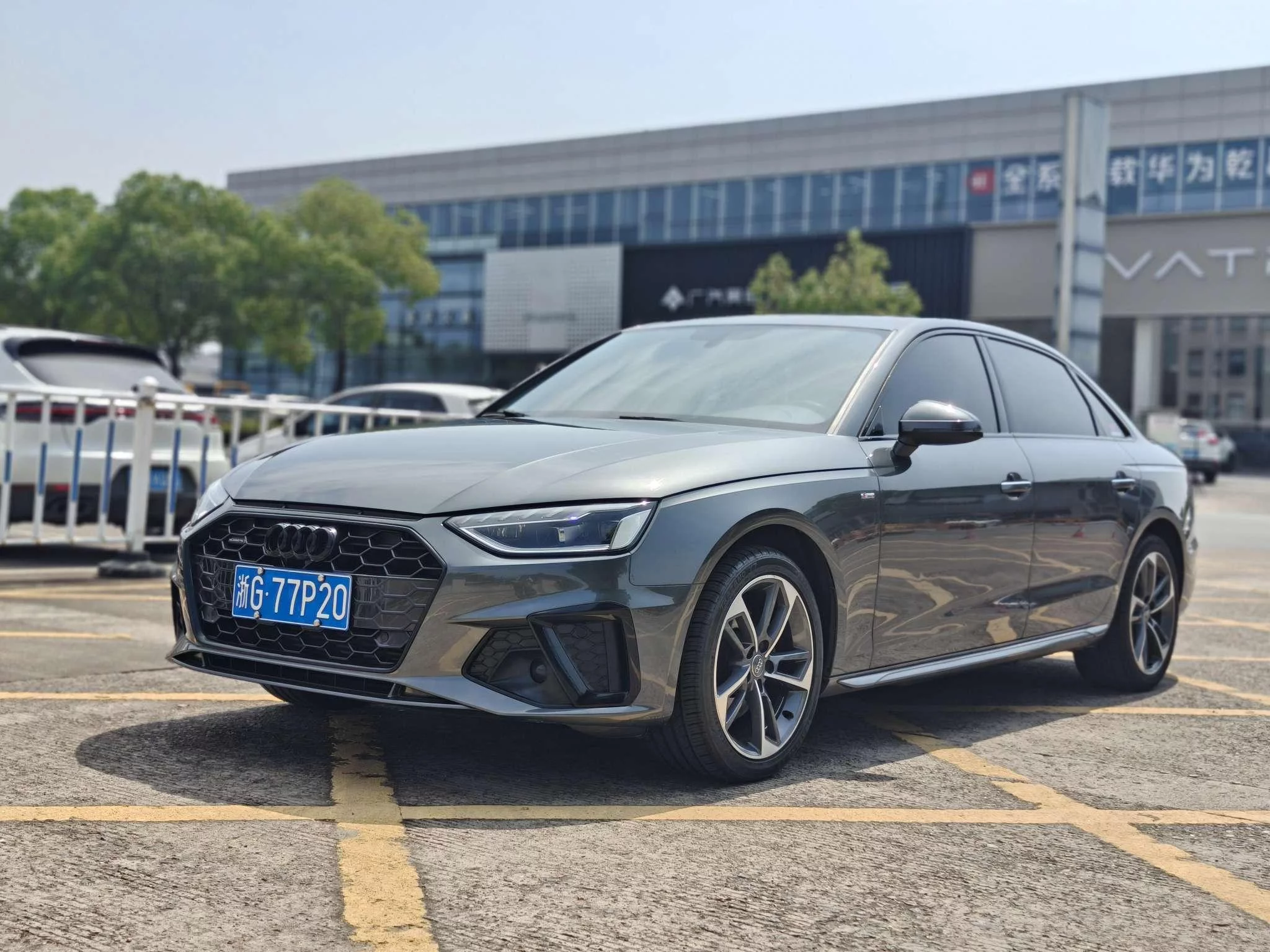 Audi A4L