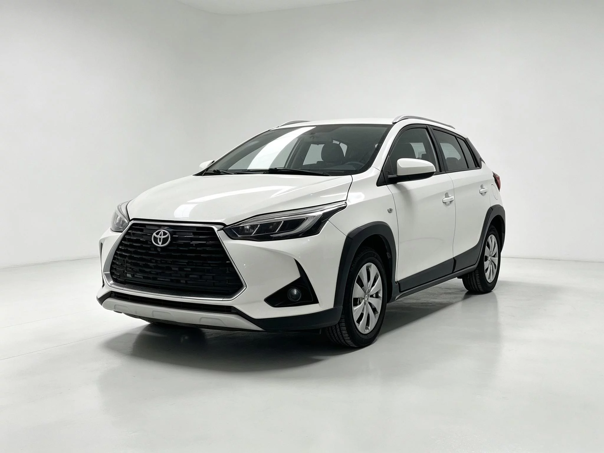 Toyota Yaris L