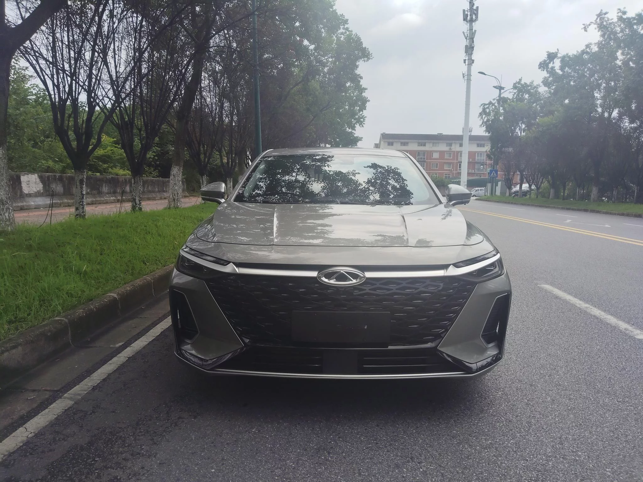 Chery Arrizo 8