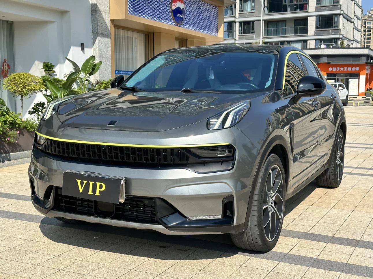 Lynk & Co 05