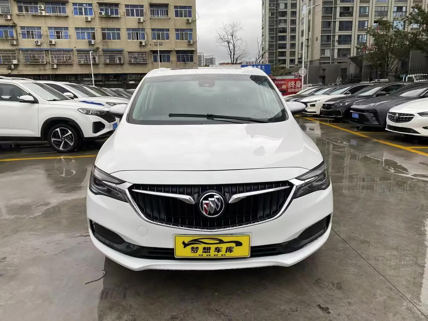 Buick GL6
