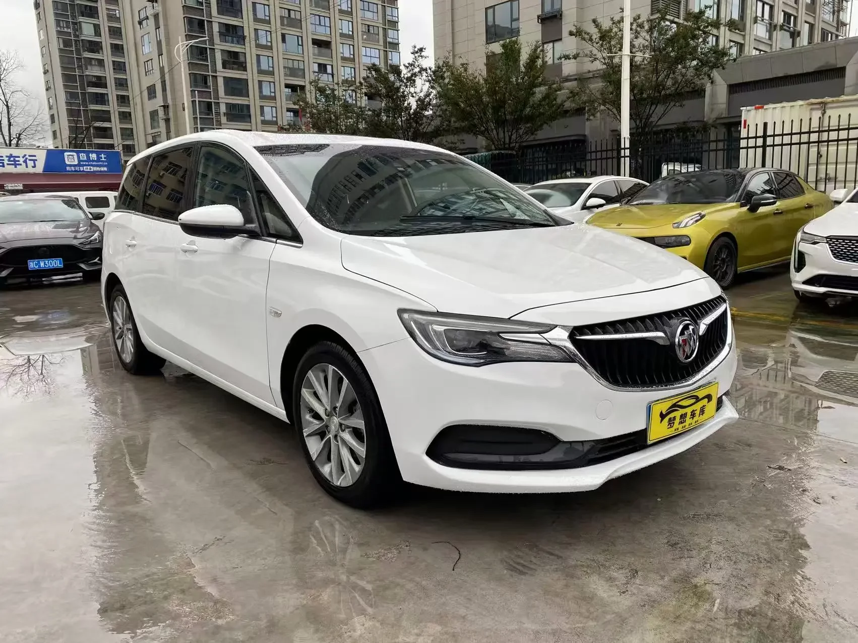 Buick GL6