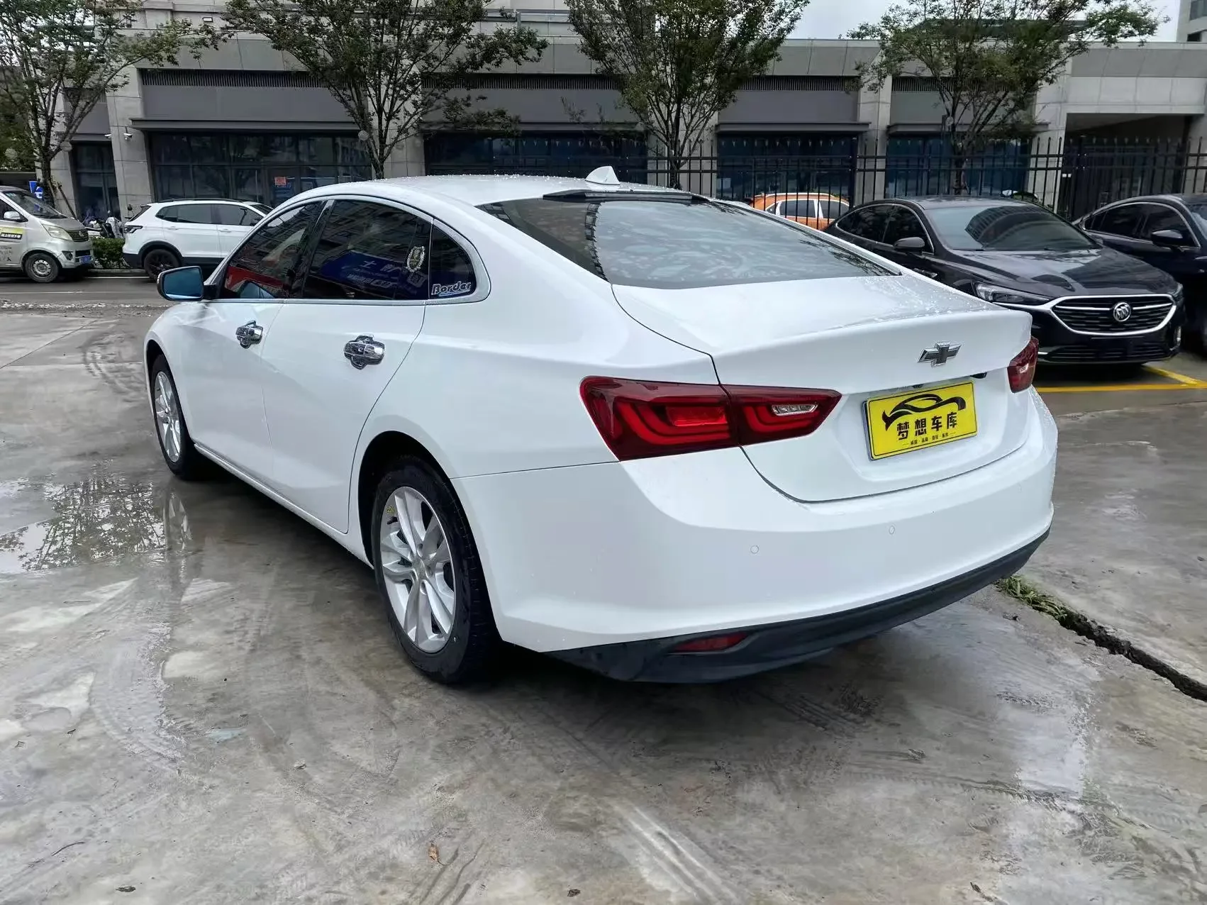 Chevrolet Malibu XL