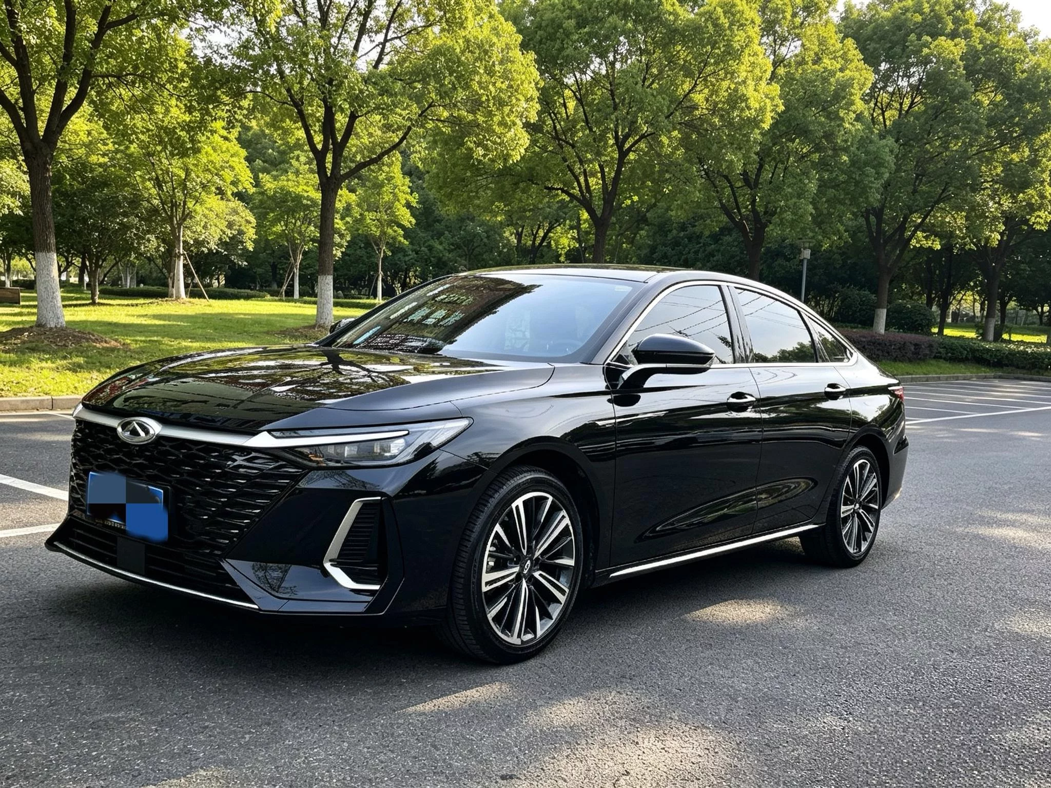 Chery Arrizo 8