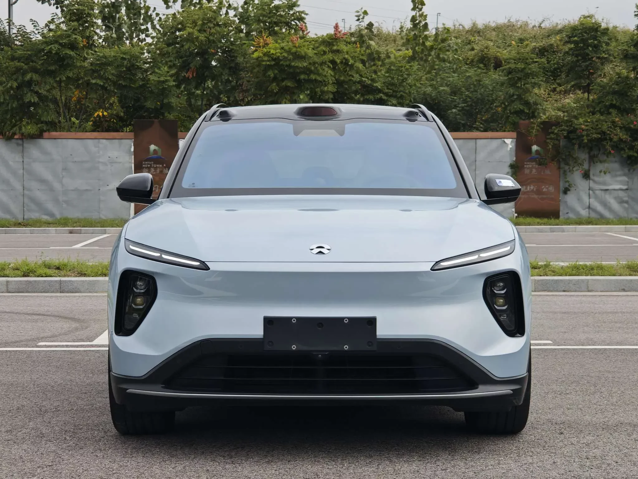 NIO ES6