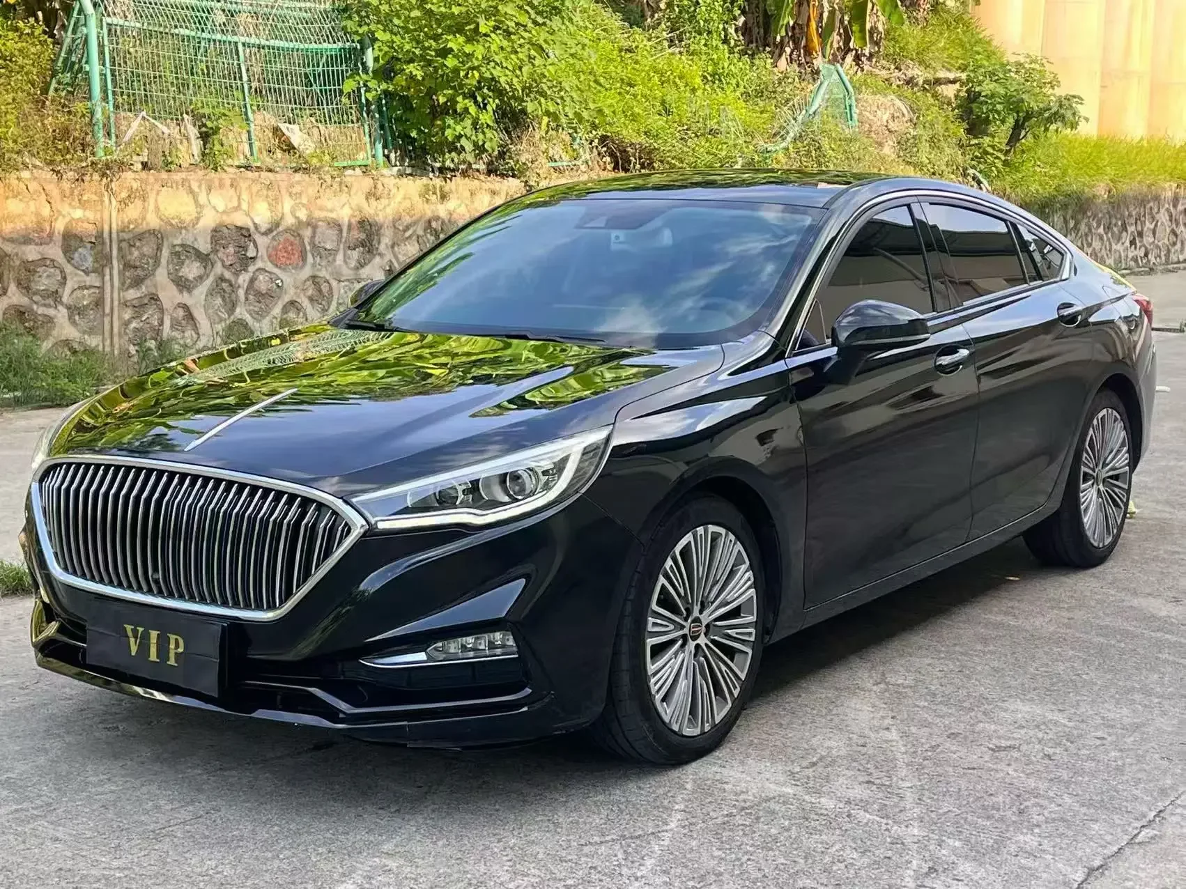 Hongqi H5 classic