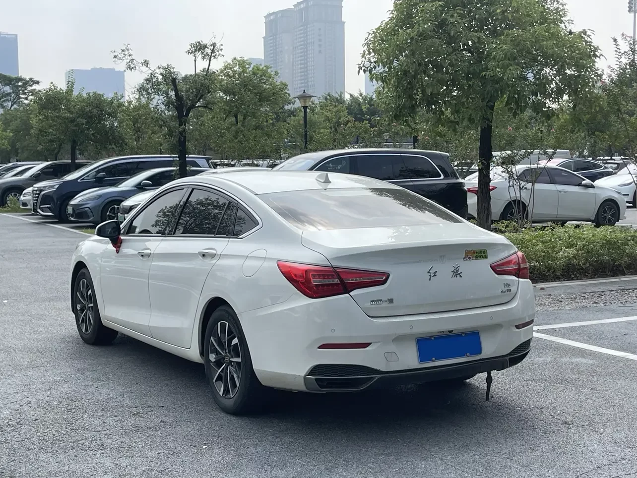 Hongqi H5 classic