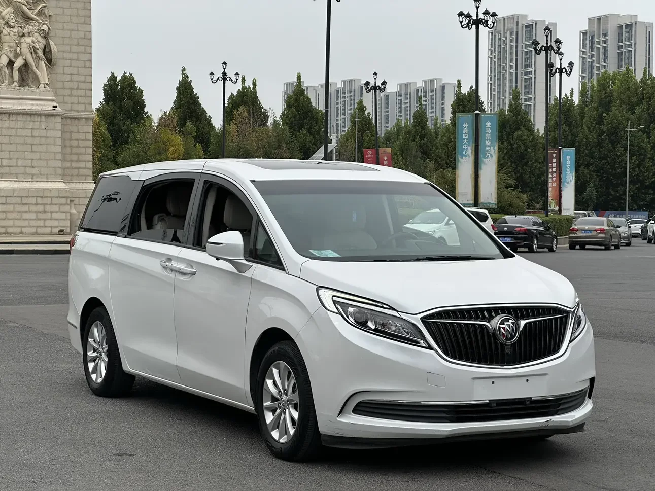 Buick GL8