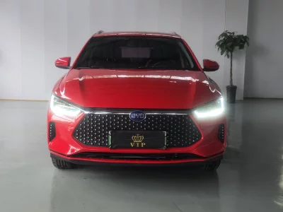 BYD e2