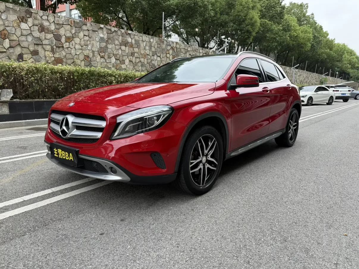 Mercedes-Benz GLA