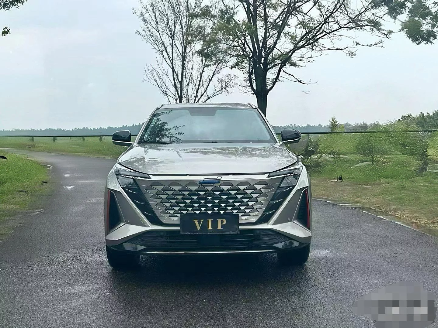 Oshan Changan Auchan Z6