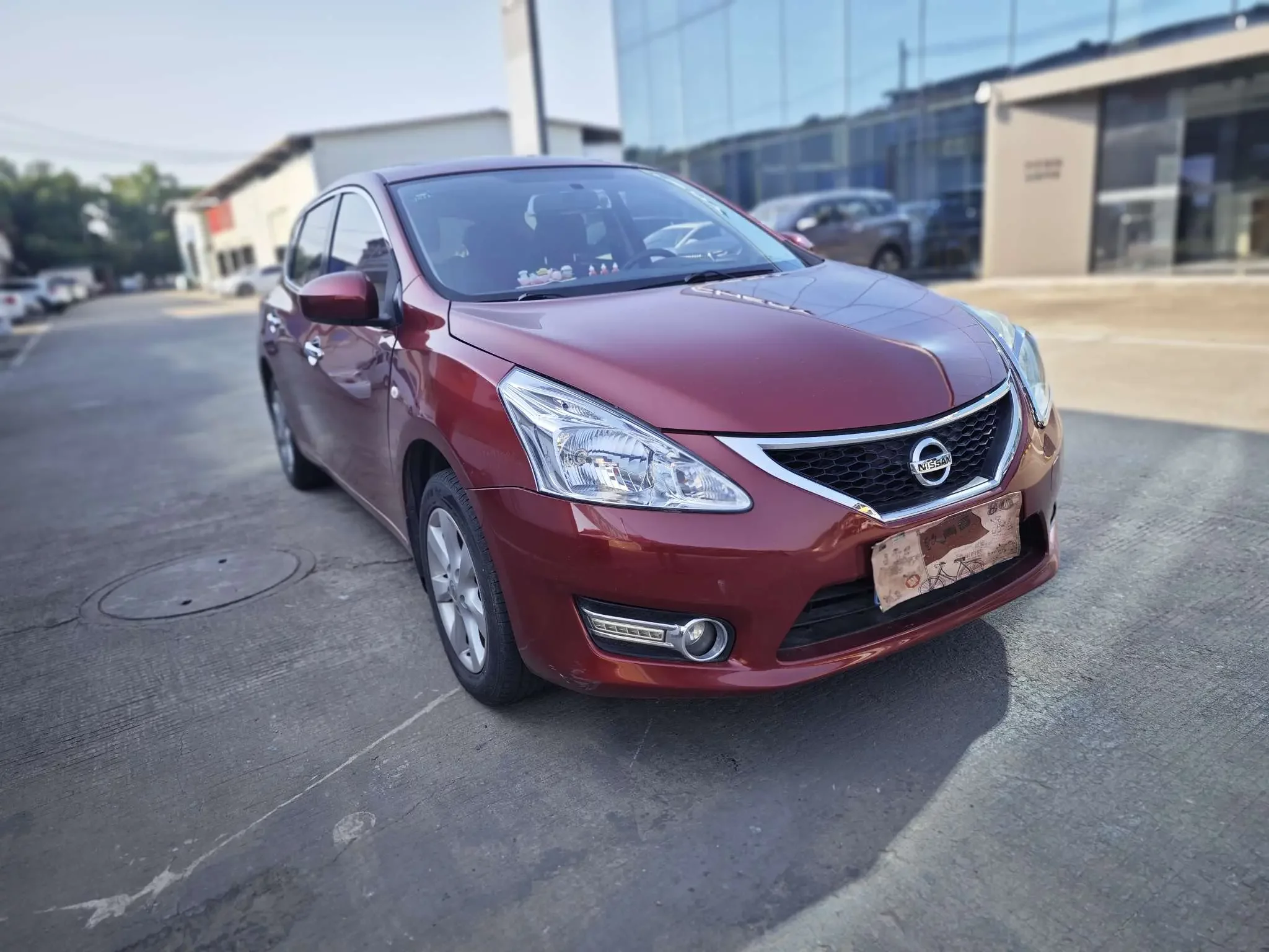 Nissan Tiida