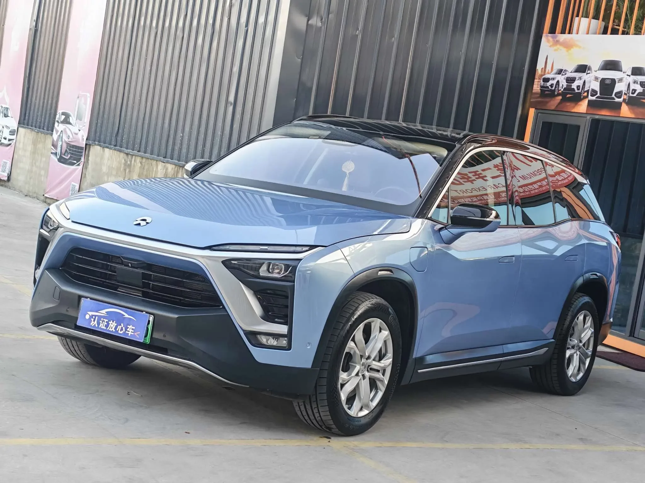 NIO ES8