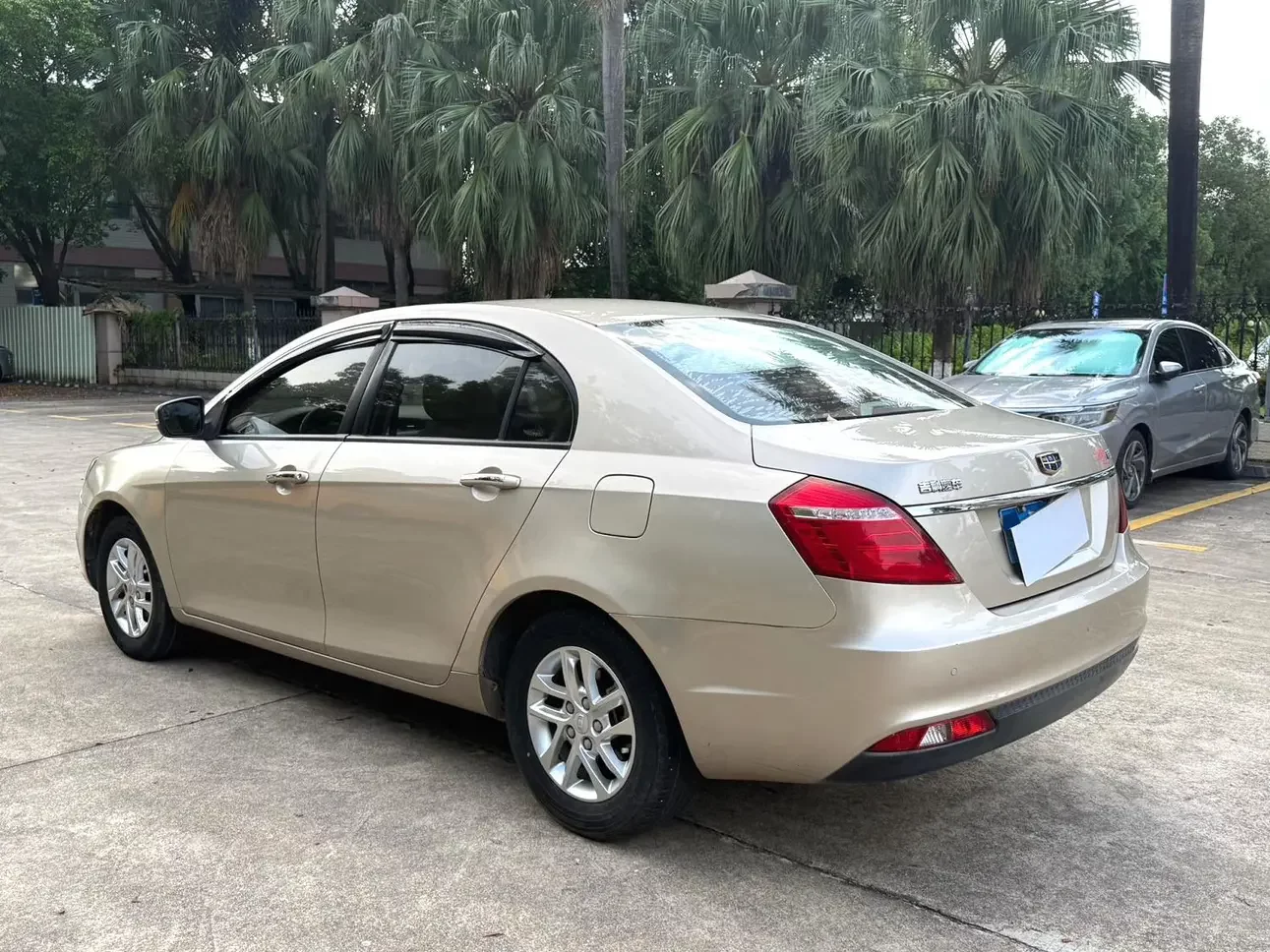 Geely Emgrand