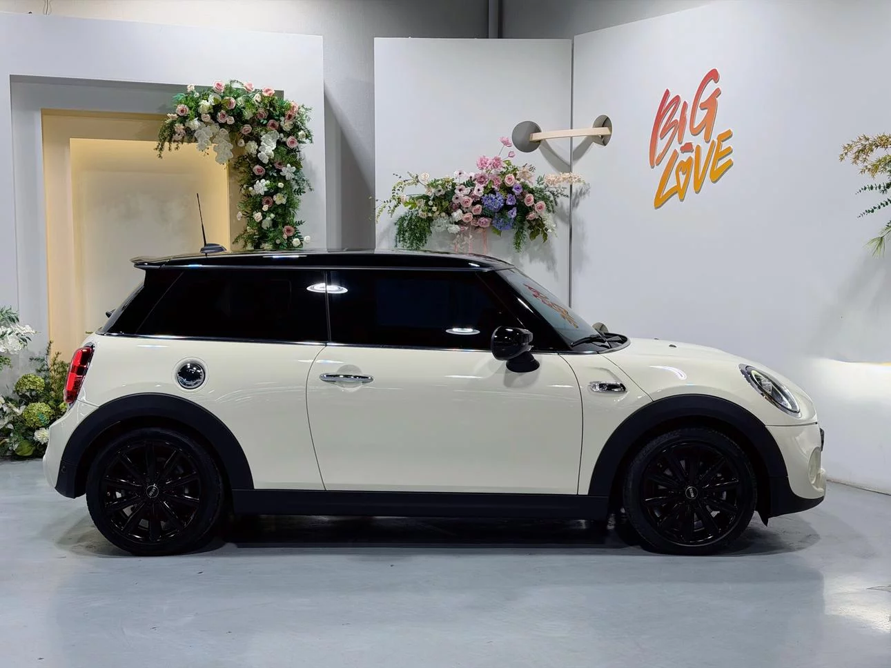 MINI MINI