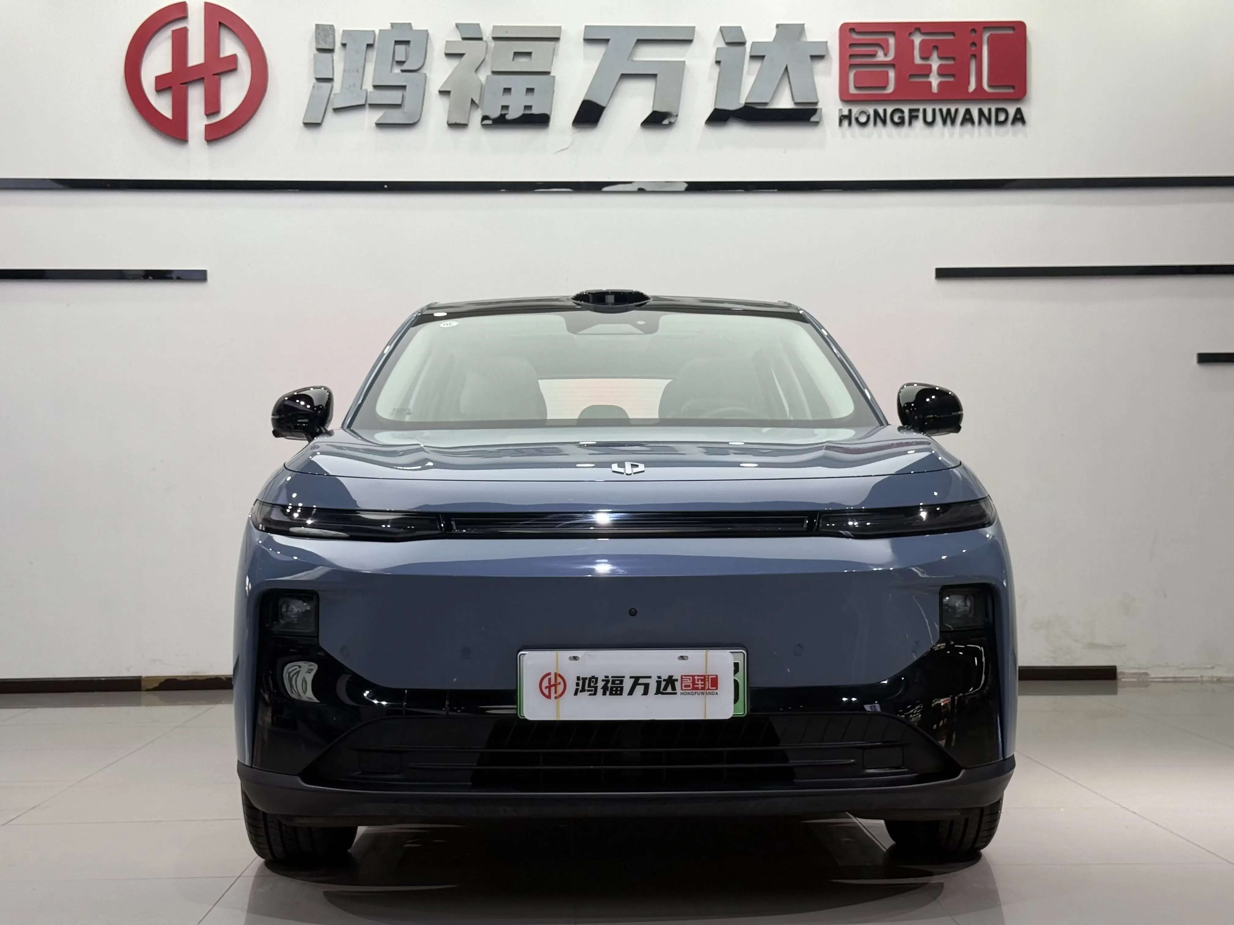Leapmotor B10