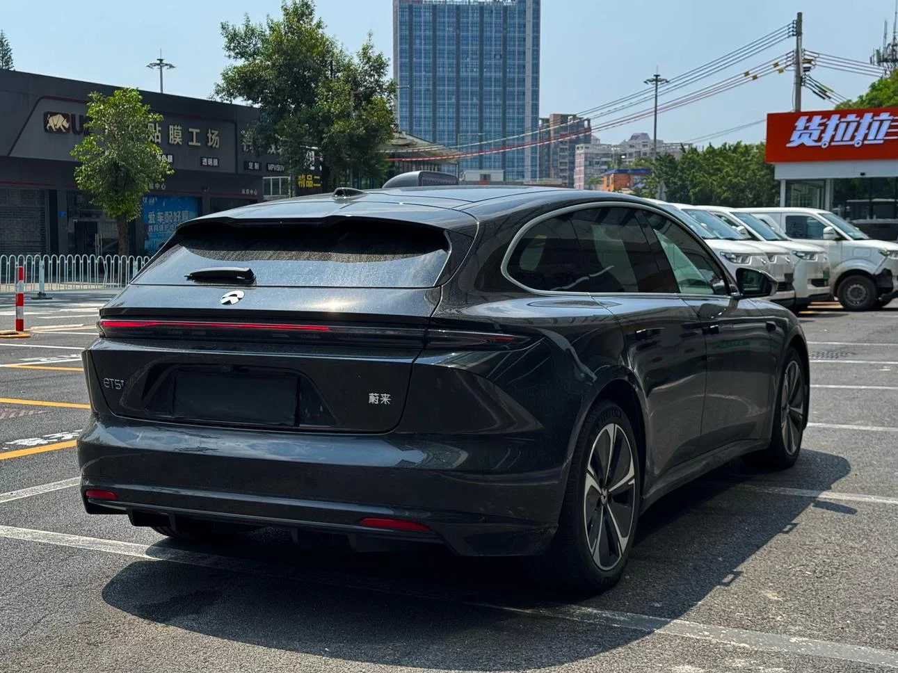NIO ET5T