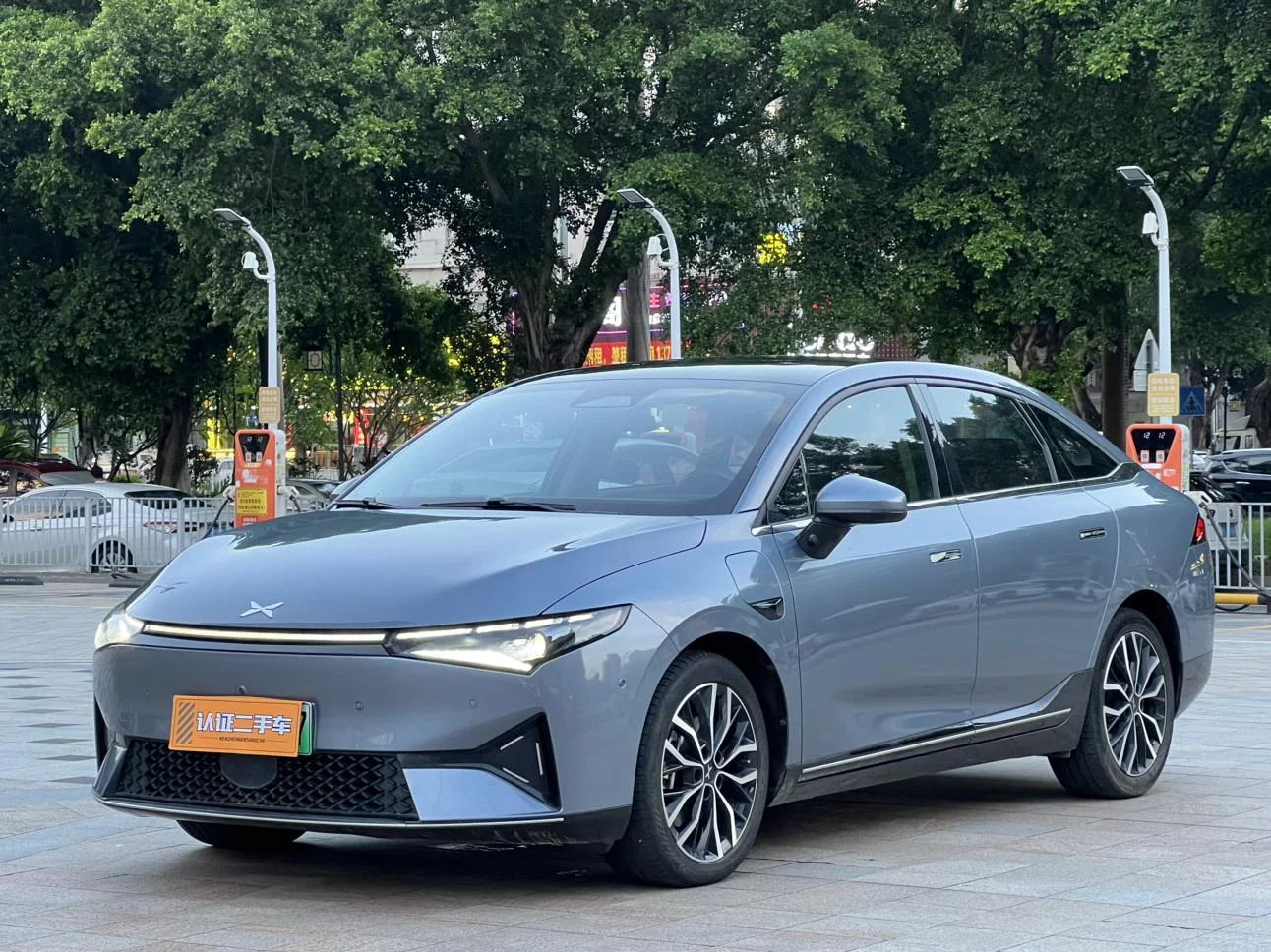 XPENG P5