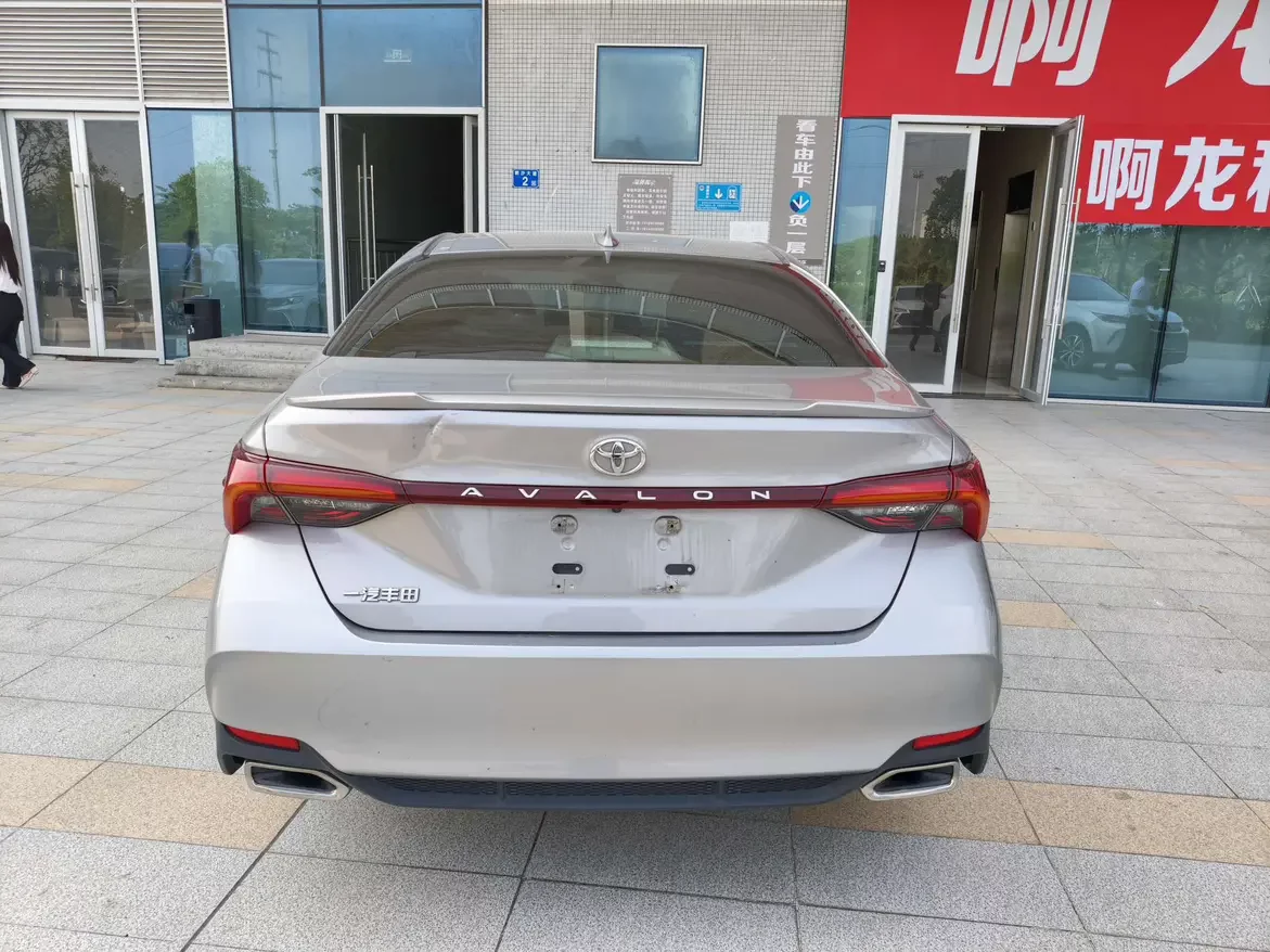 Toyota Avalon