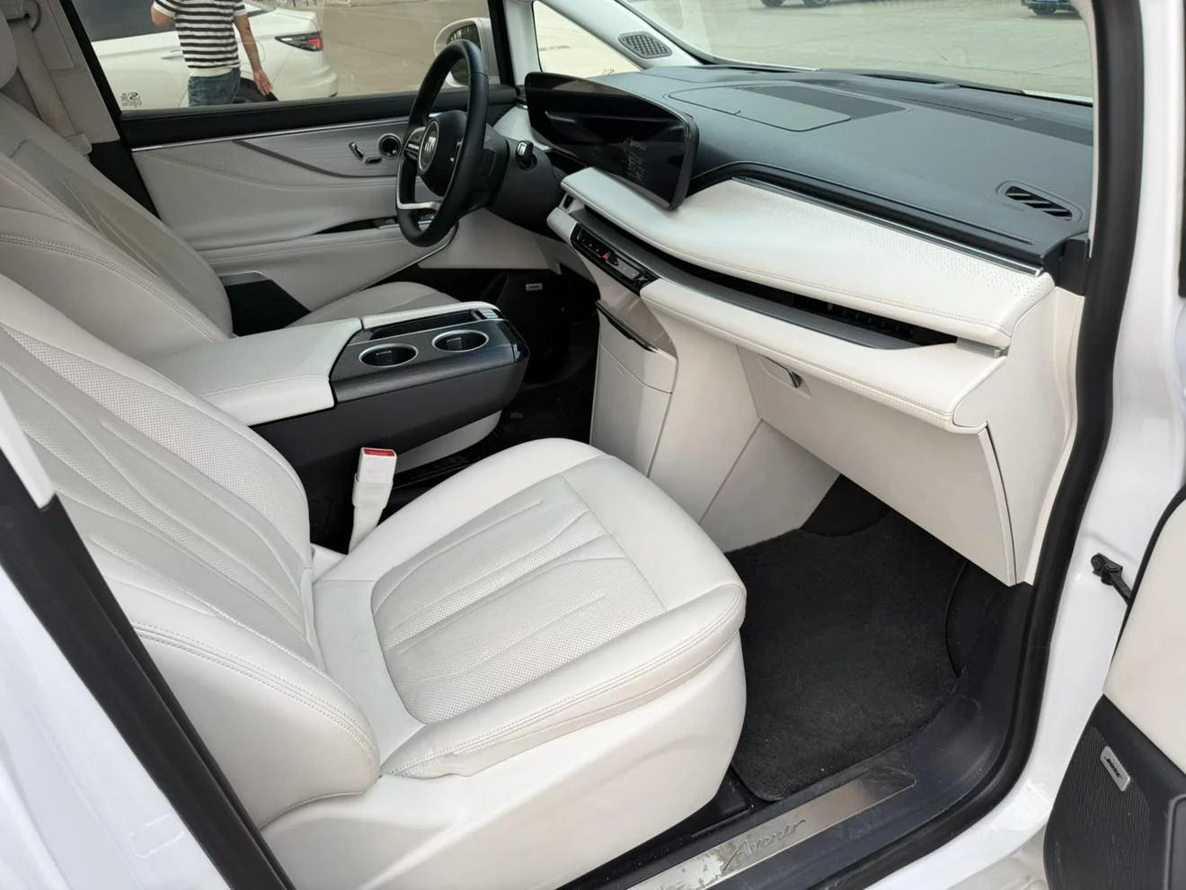 Buick GL8 PHEV