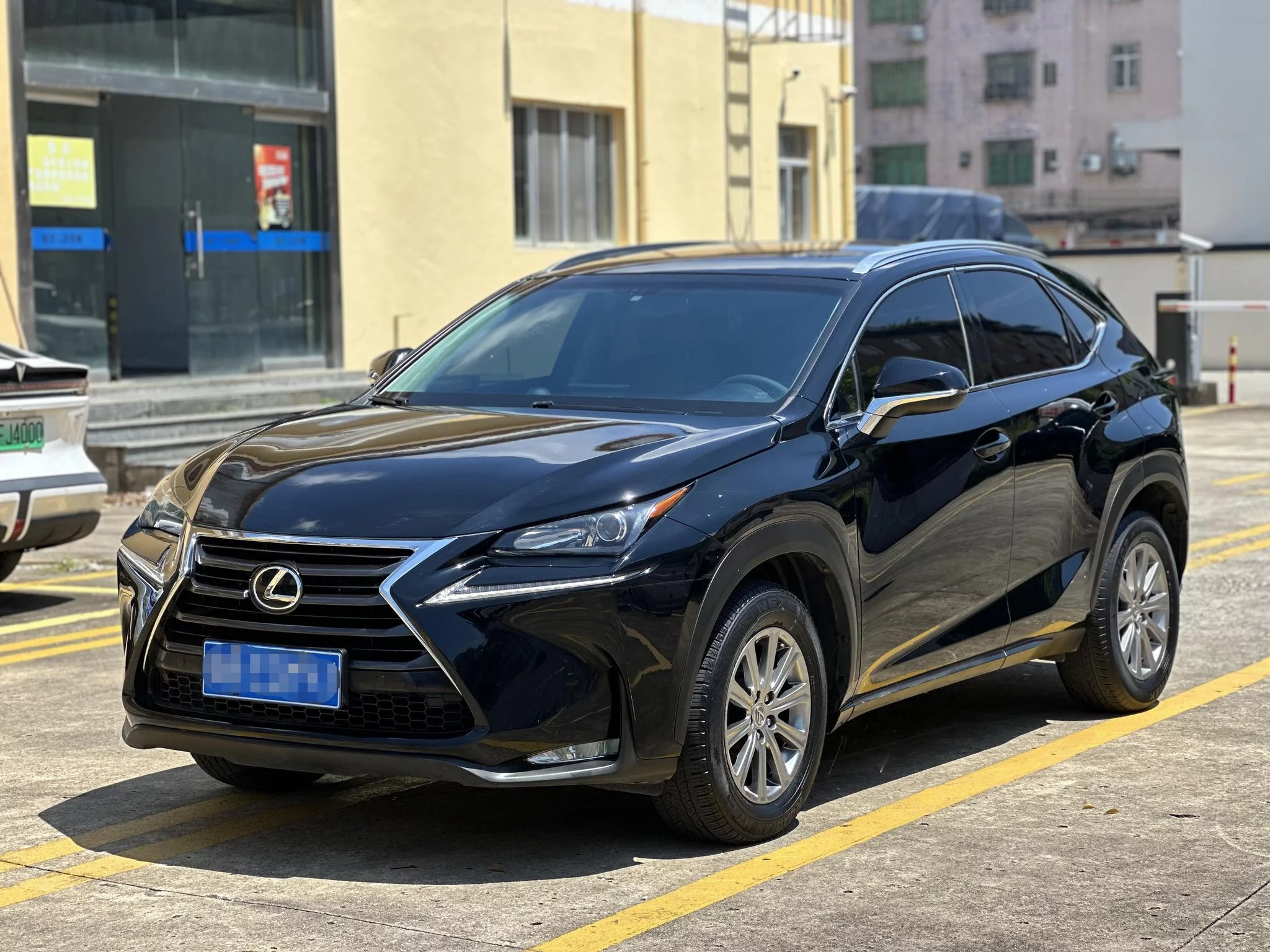 Lexus NX