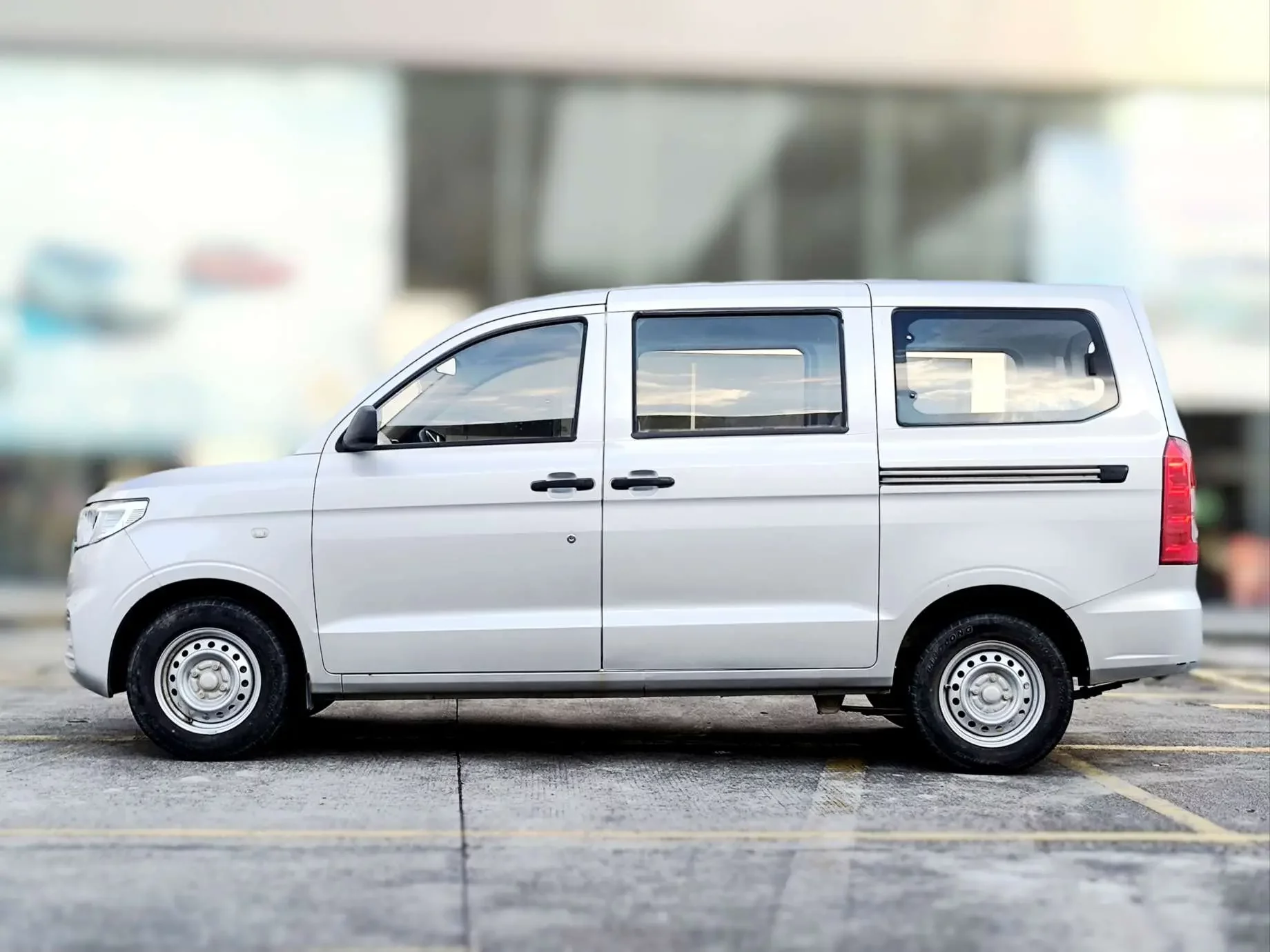 Wuling Hongguang V