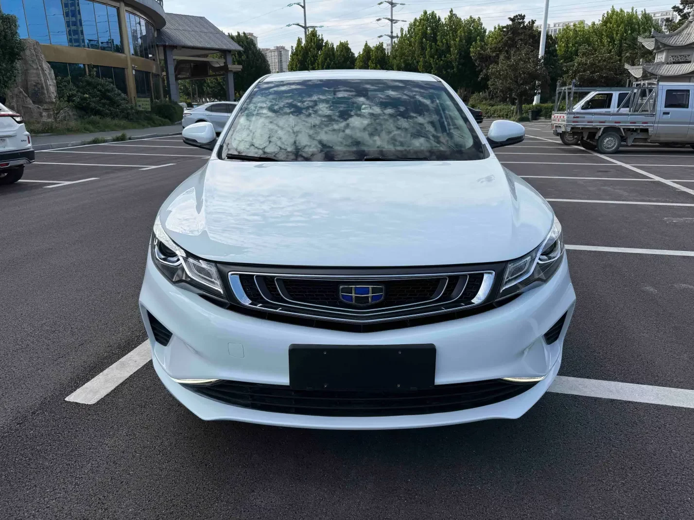 Geely Emgrand GL