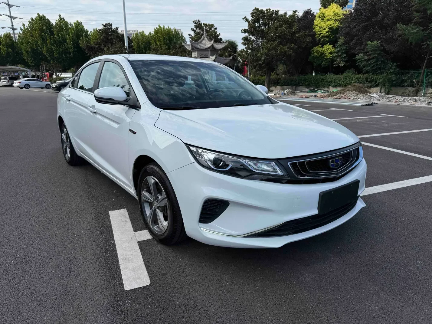 Geely Emgrand GL