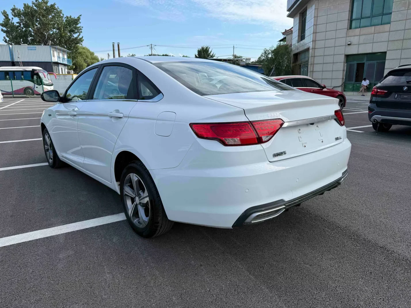 Geely Emgrand GL