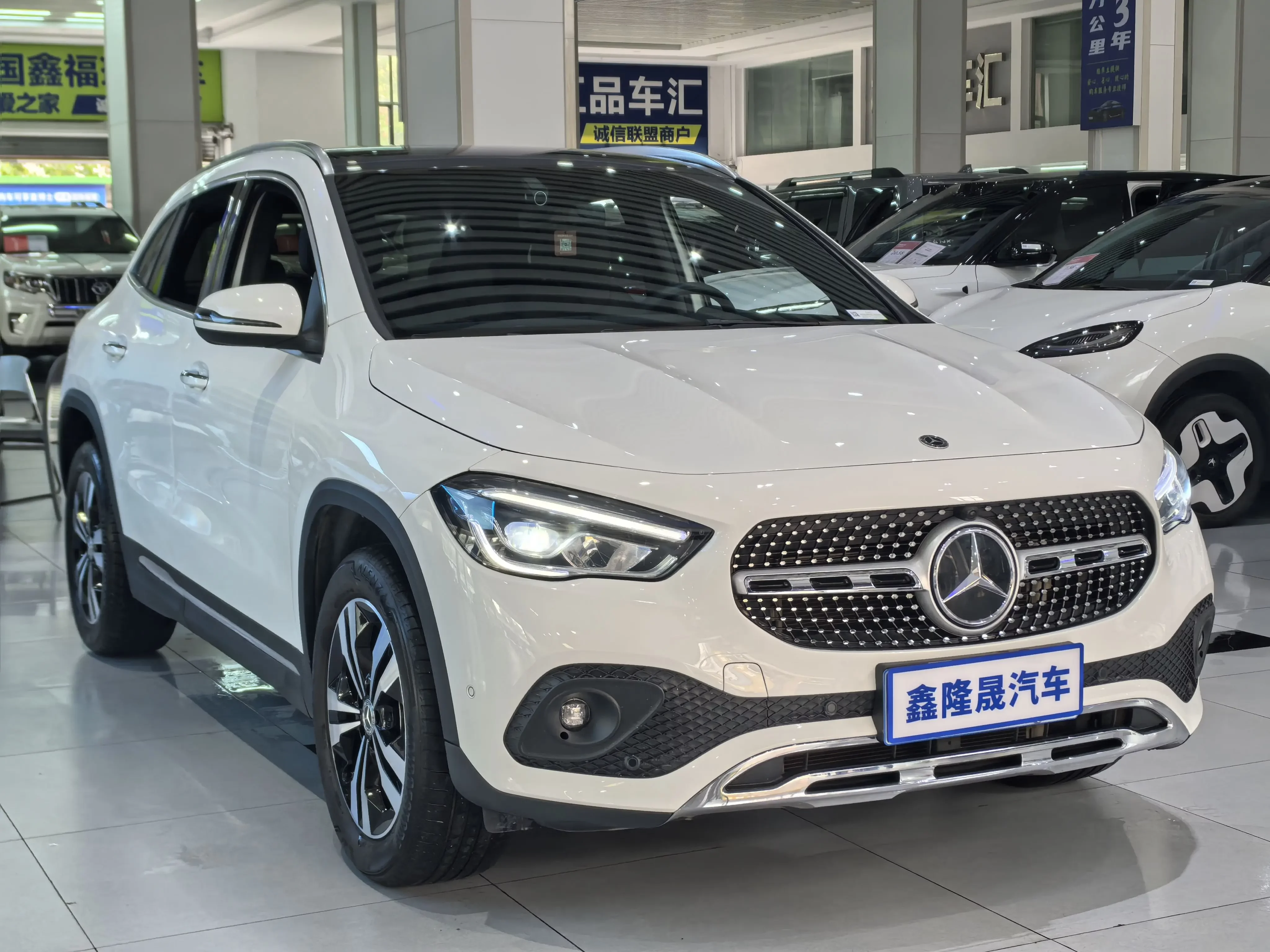 Mercedes-Benz GLA