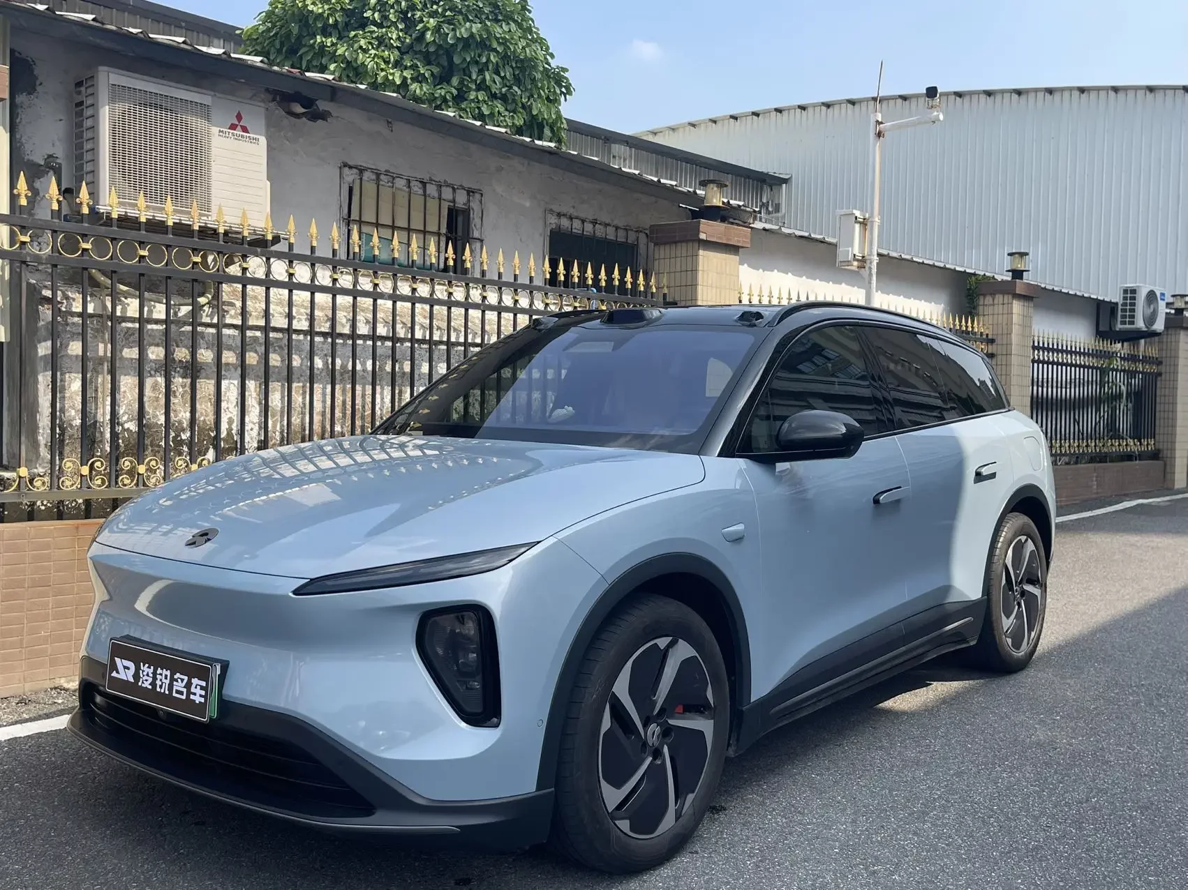 NIO ES6