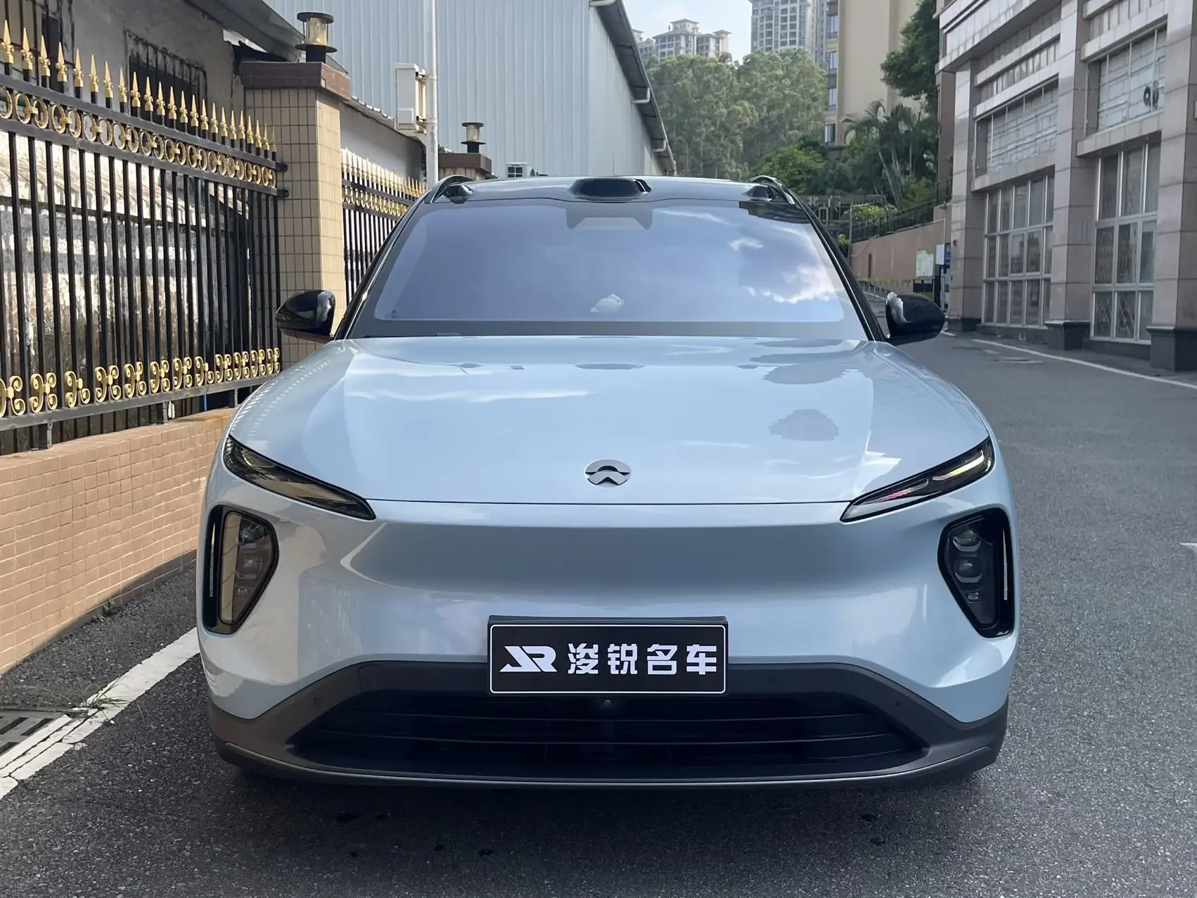 NIO ES6