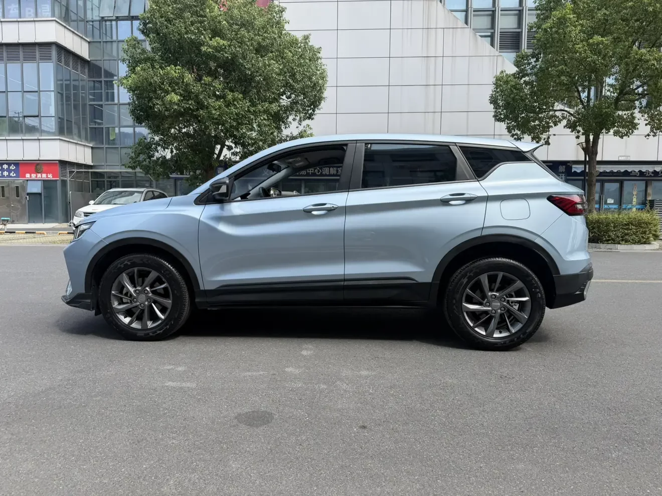 Geely Coolray SX11