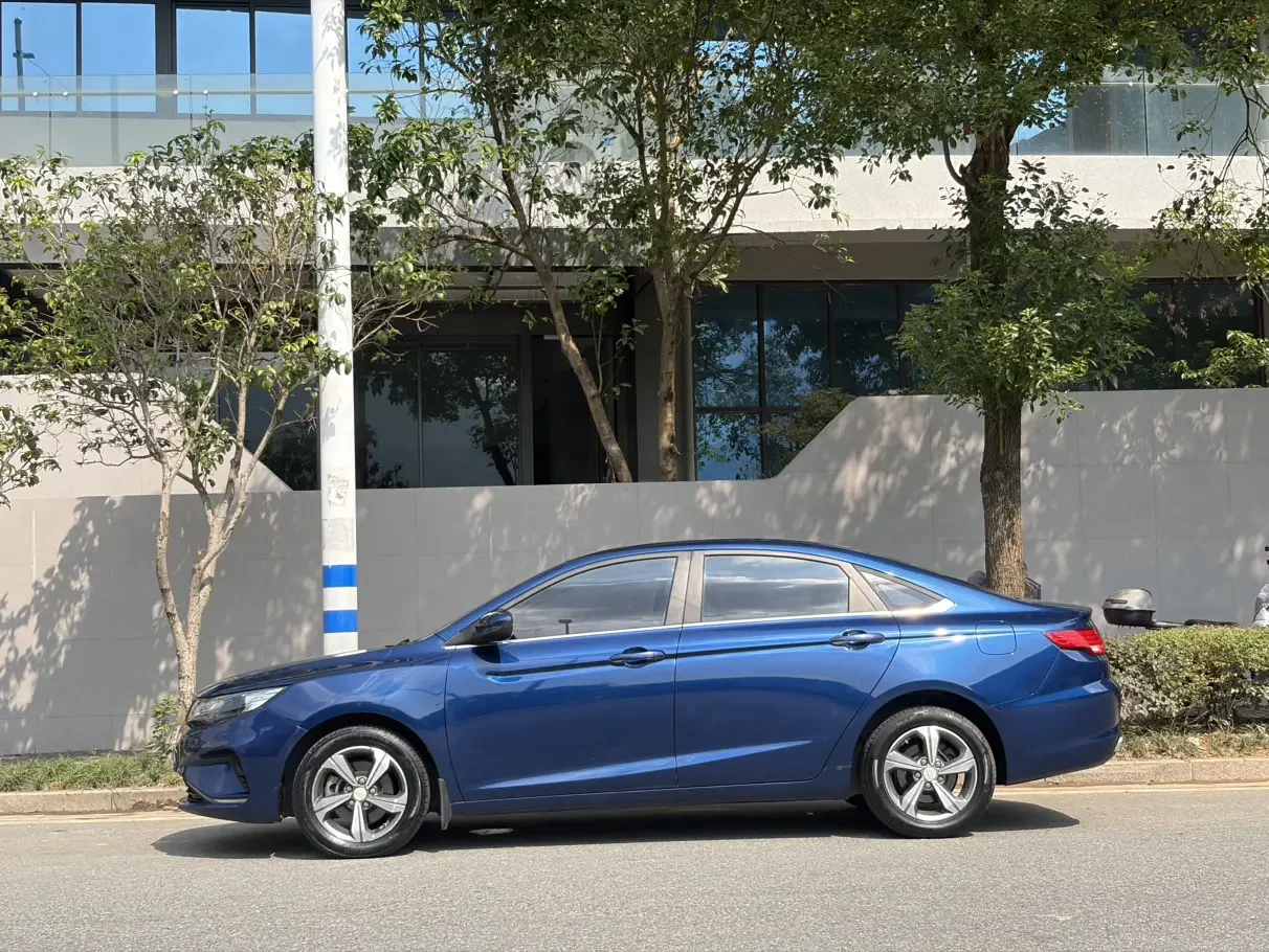 Geely Emgrand GL