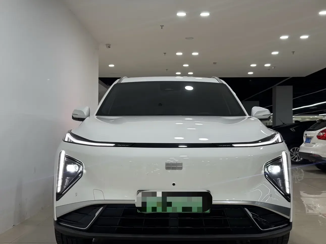 Geely Galaxy L7