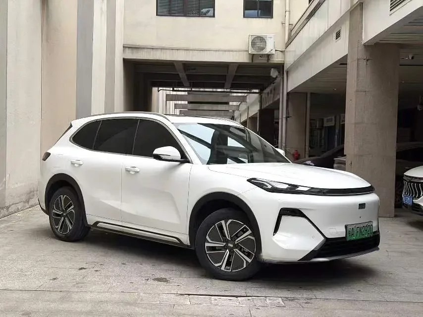 Geely Galaxy Starship 7 EM-i