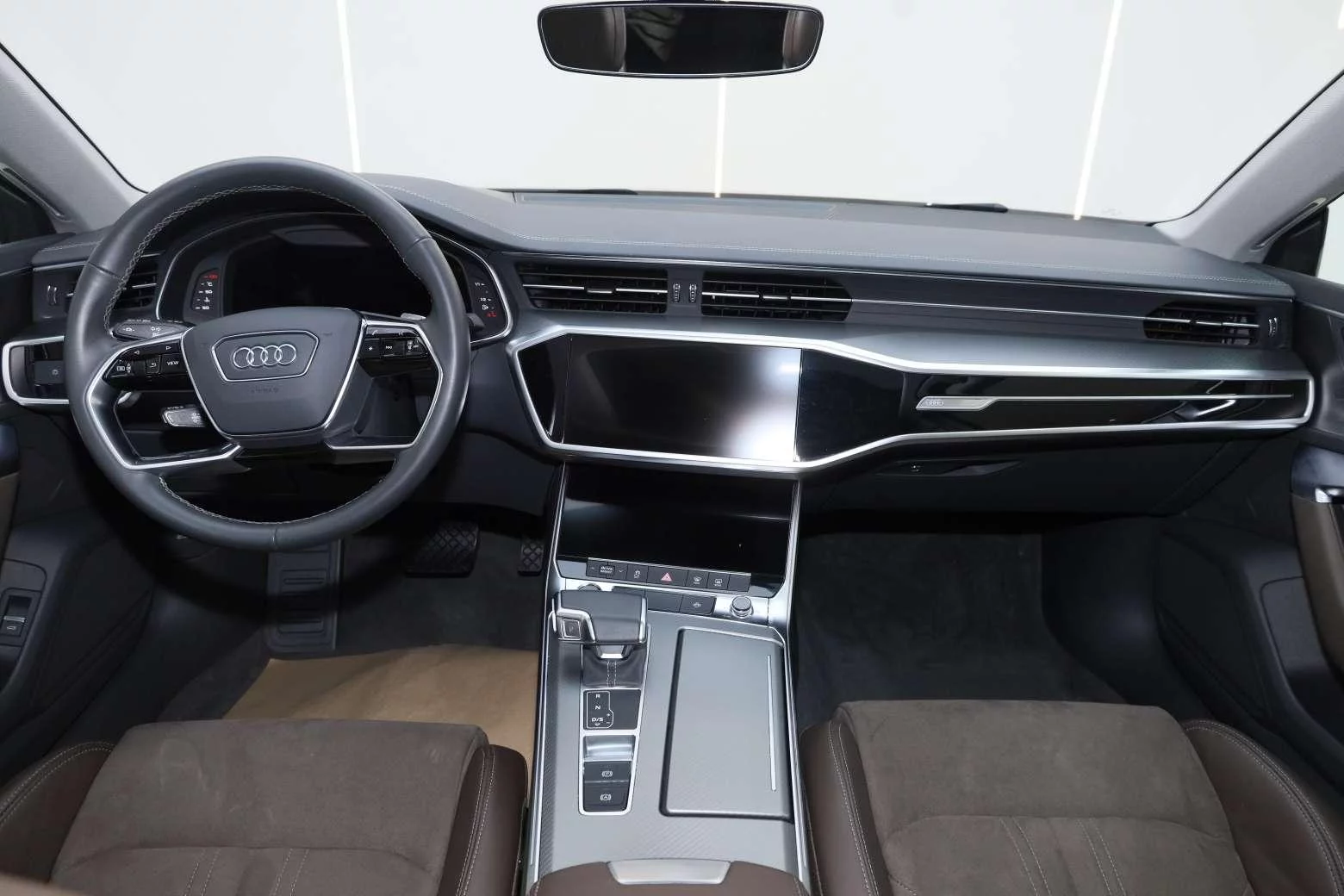 Audi A7L