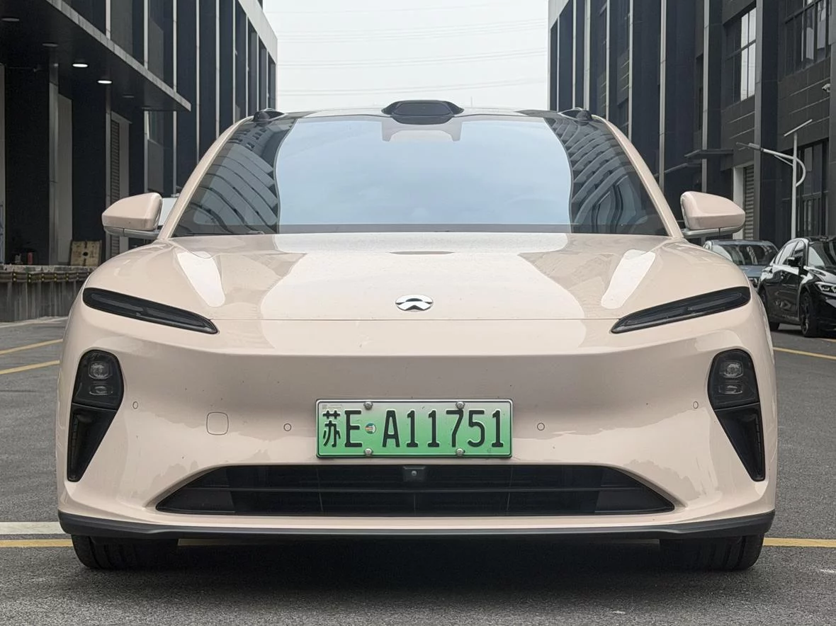NIO ET5T