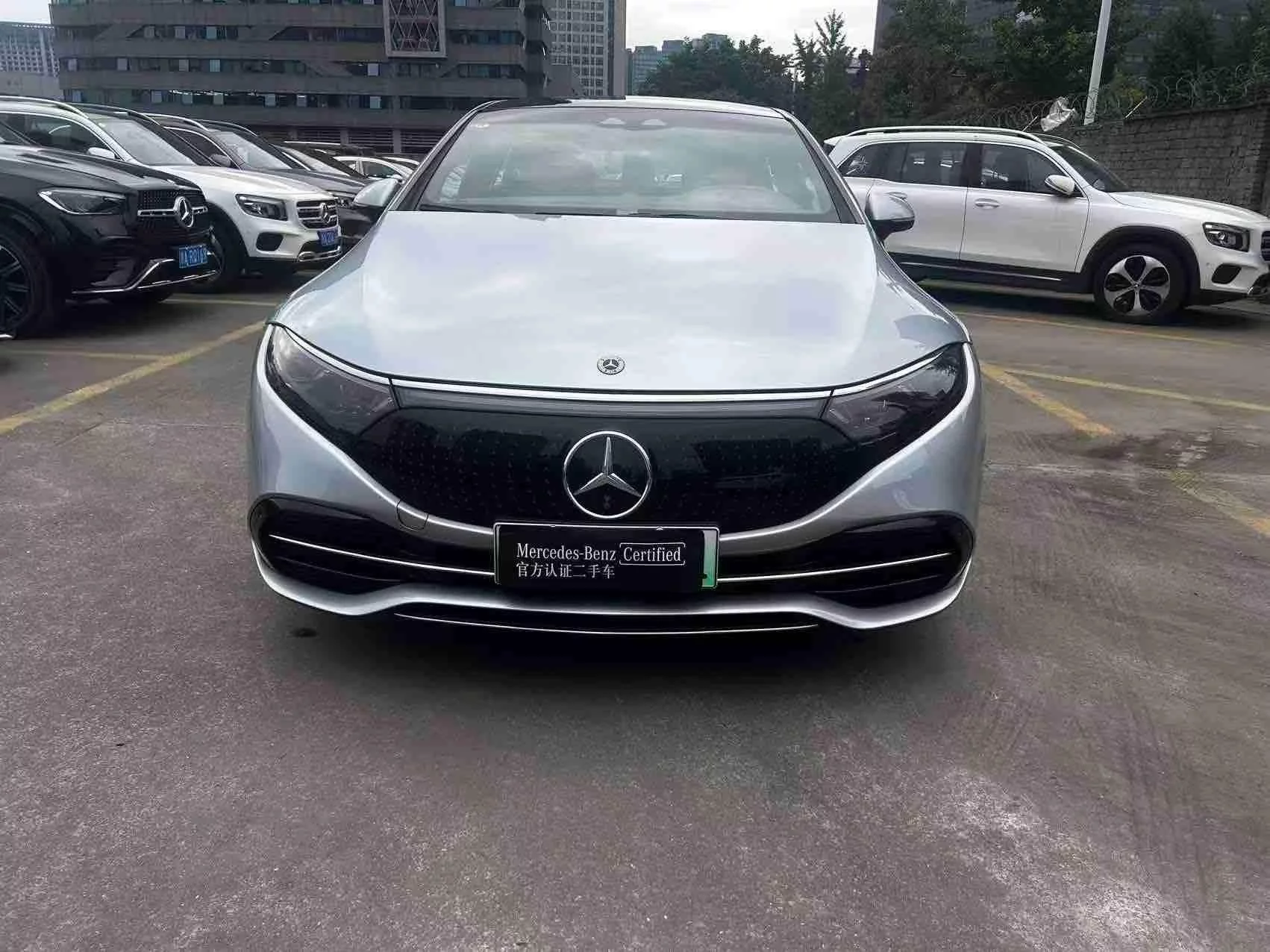 Mercedes-Benz EQS