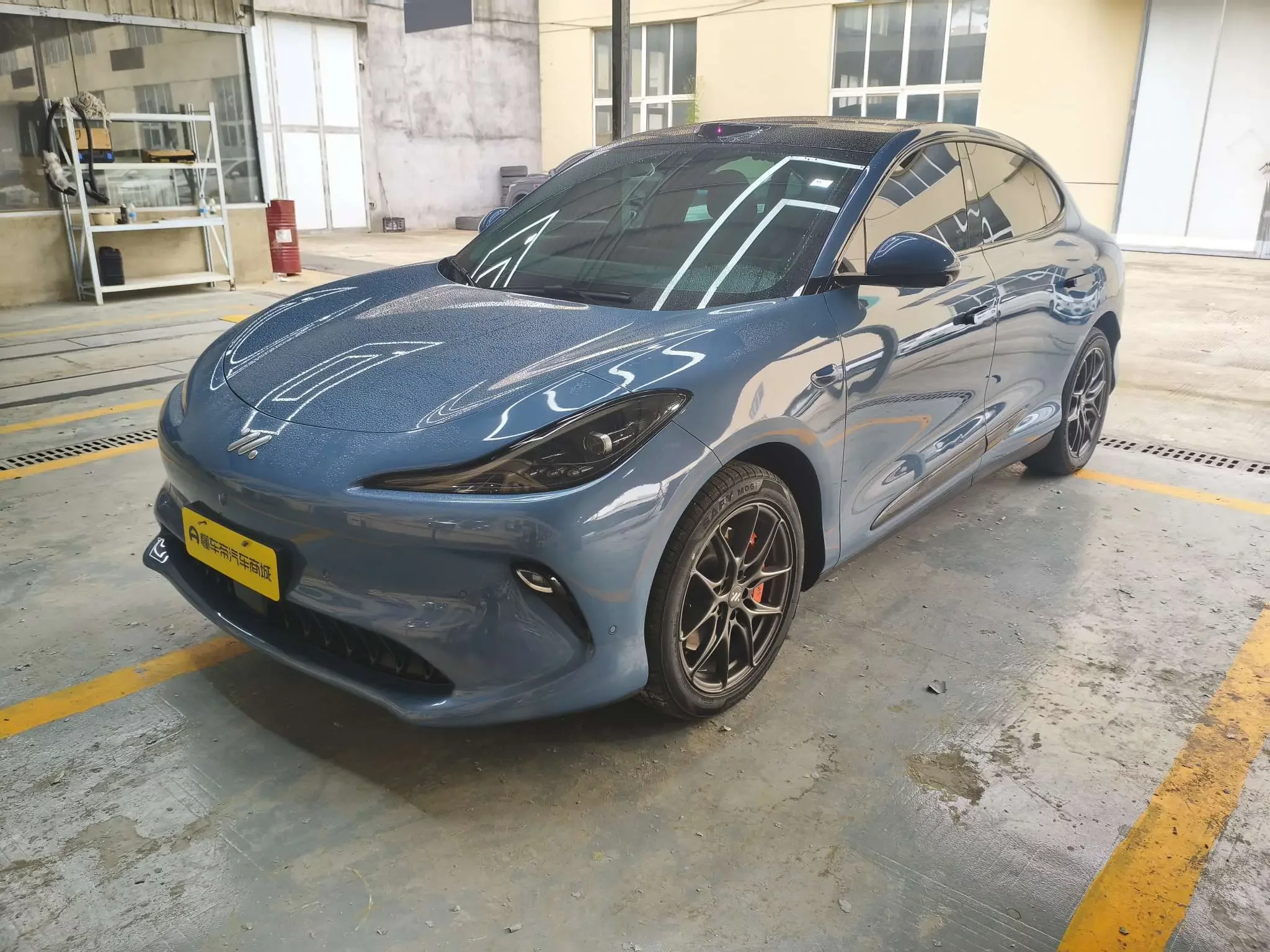 IM Motors Zhiji LS6