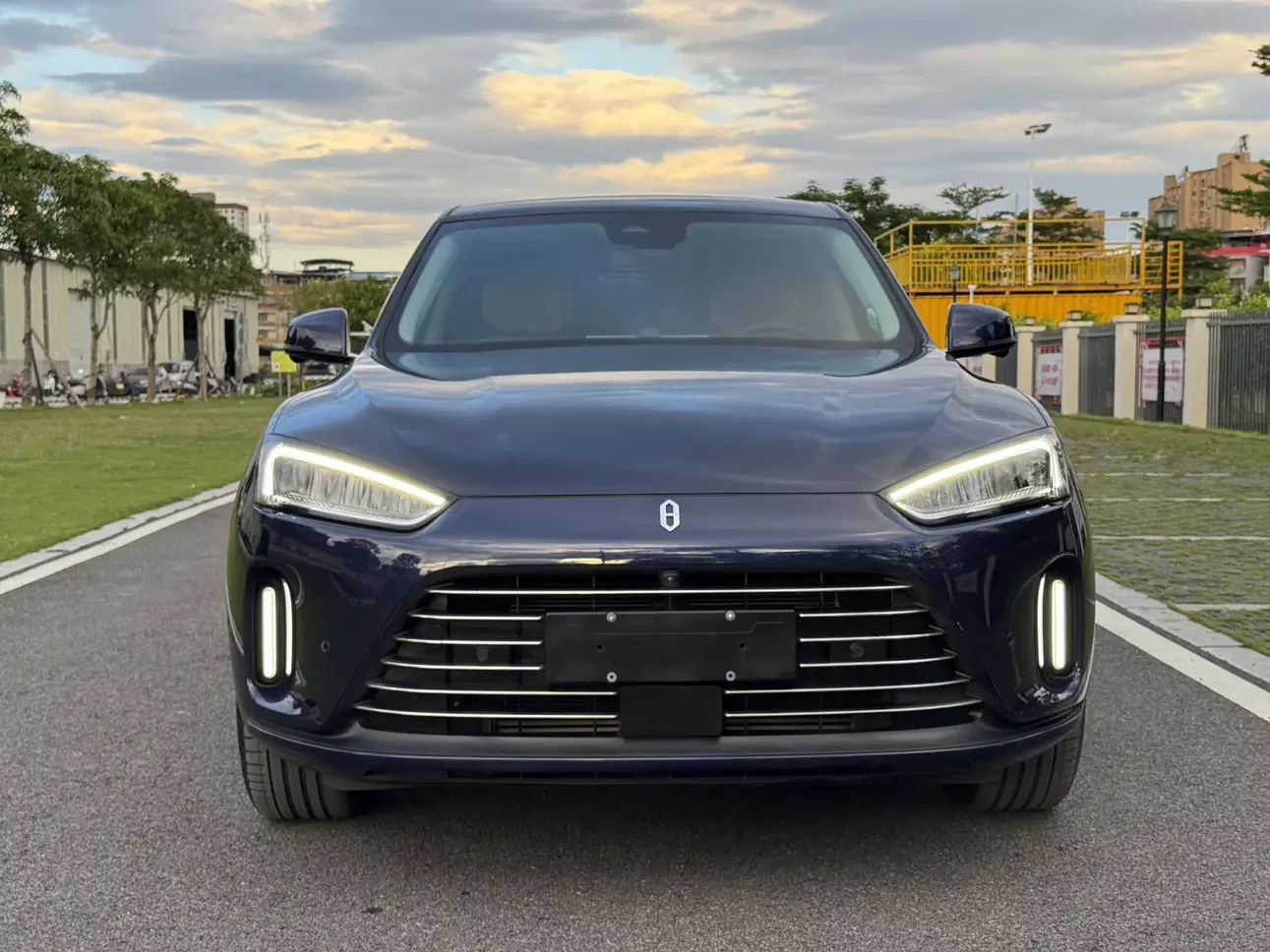 AITO M5