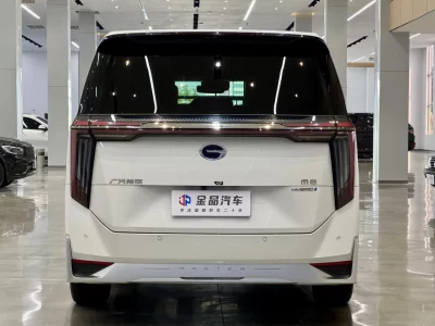GAC Trumpchi M8