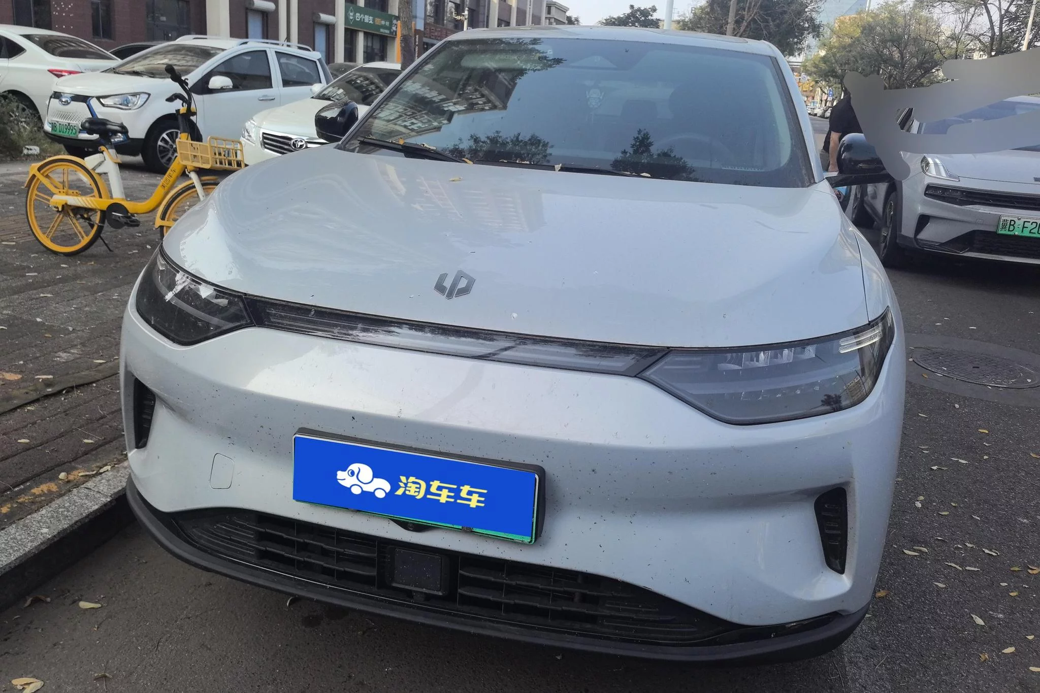 Leapmotor C11