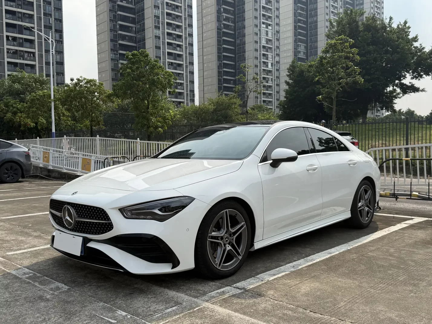 Mercedes-Benz CLA